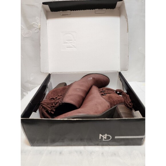 NEW DIRECTIONS JOJO WOMEN 9 DARK BROWN CEDAR WEDGES CONTEMPORARY STYLISH BOOTIES - Picture 12 of 13